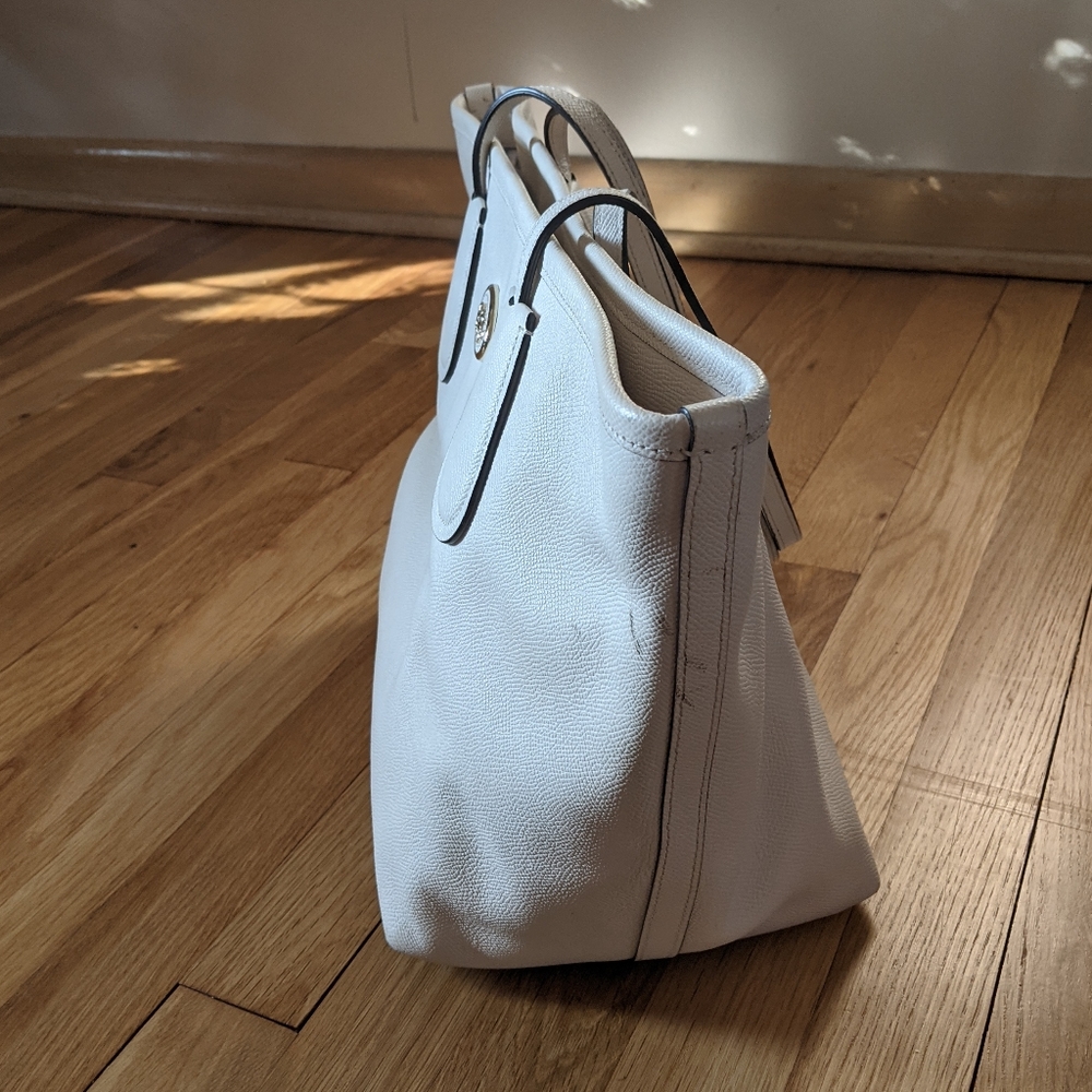 Coach Tote - image 3